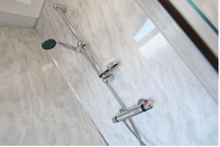 2B Spv Double En-Suite Room Wakefield Eksteriør bilde
