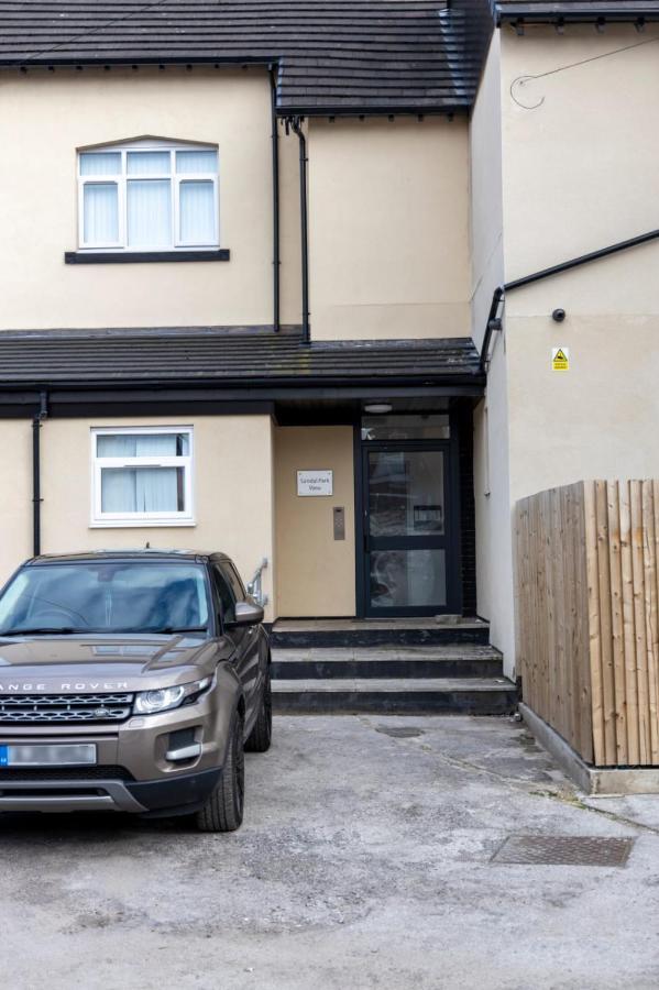 2B Spv Double En-Suite Room Wakefield Eksteriør bilde