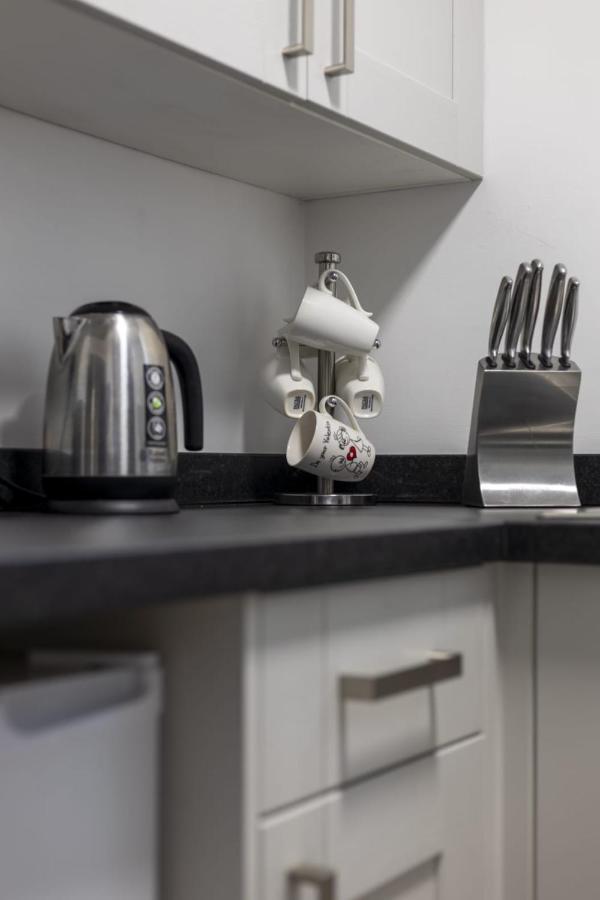 2B Spv Double En-Suite Room Wakefield Eksteriør bilde